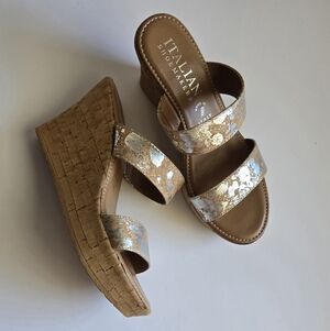 Italian Shoemakers Metallic and Tan Wedge Sandals Womens Sz. 7.5